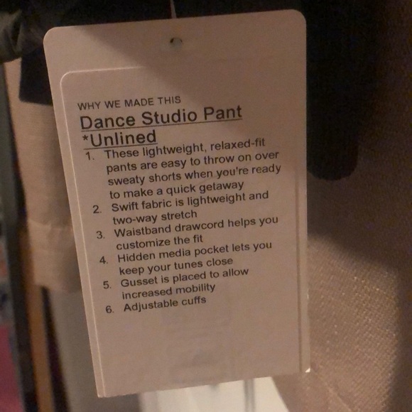 Victoria secret suite like new - Picture 1 of 5